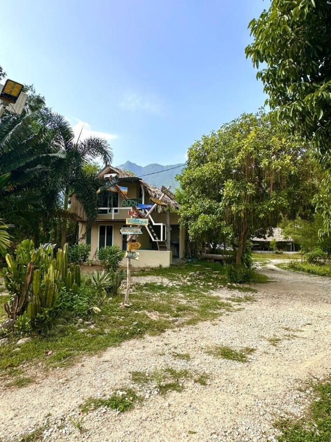Homie Hava Homestay Lang Co Bagian luar foto